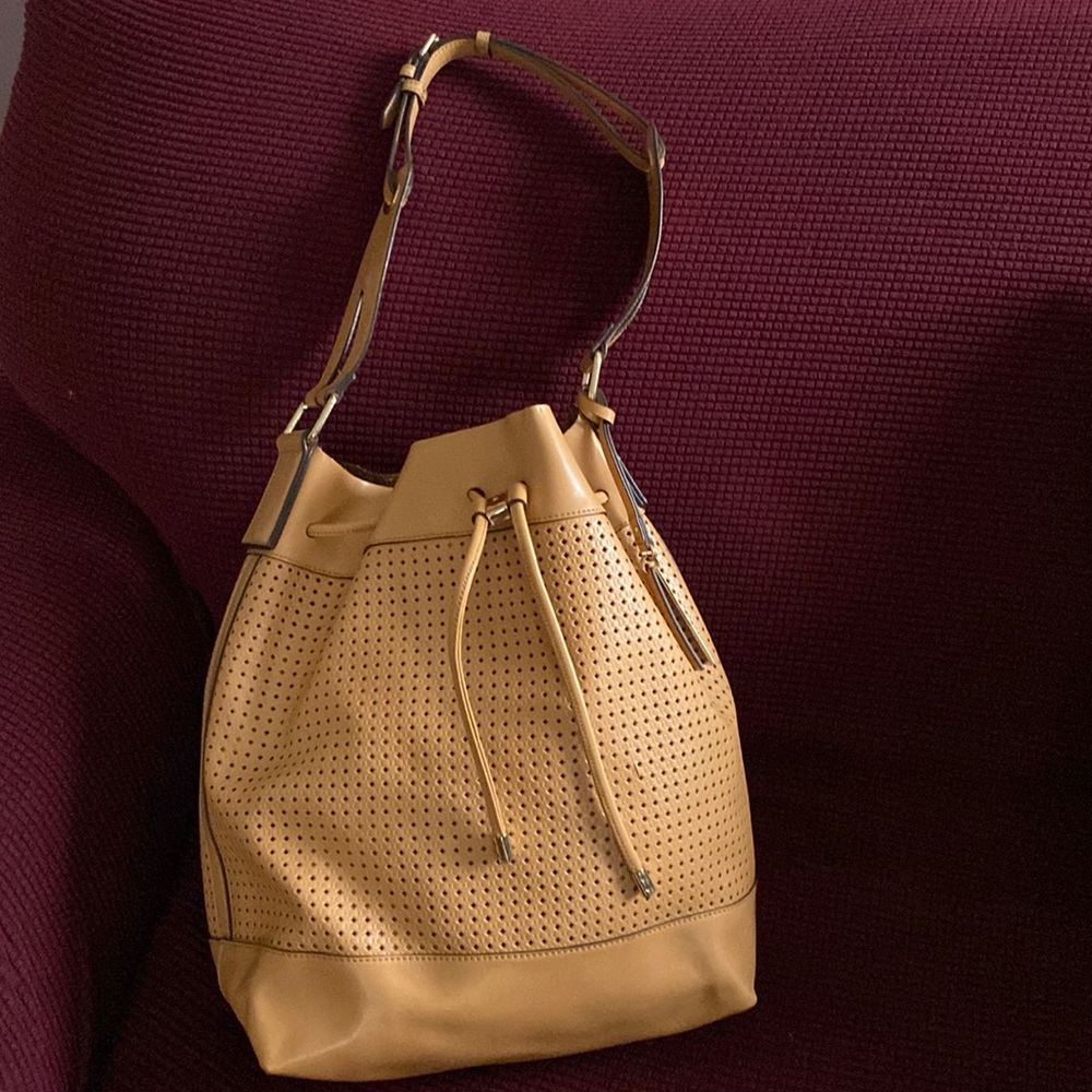 Vince Camuto Bucket Shoulder handbag